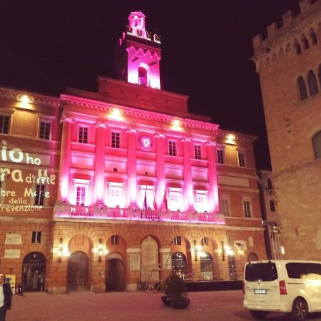 Appart Dormire Nel Cuore Di Foligno Exterior photo