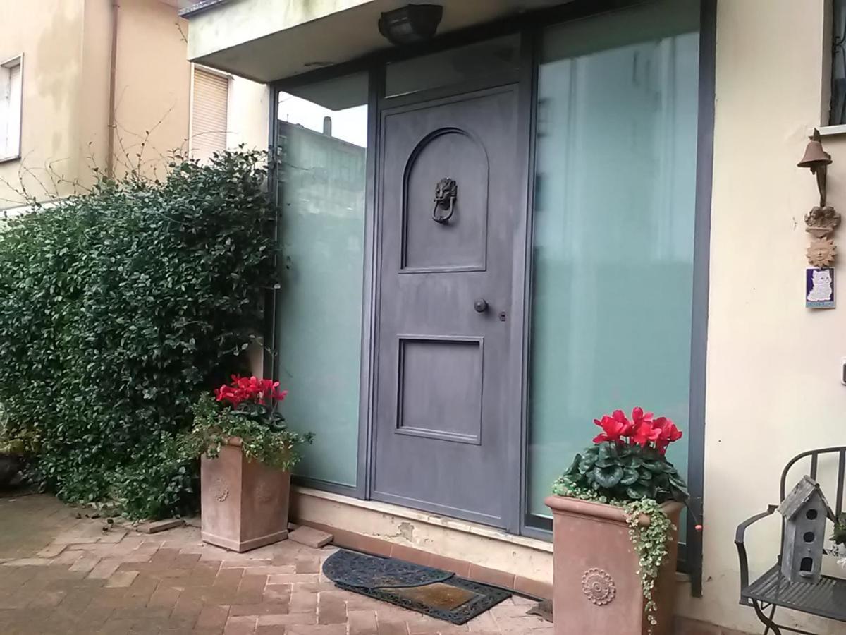 Appart Dormire Nel Cuore Di Foligno Exterior photo